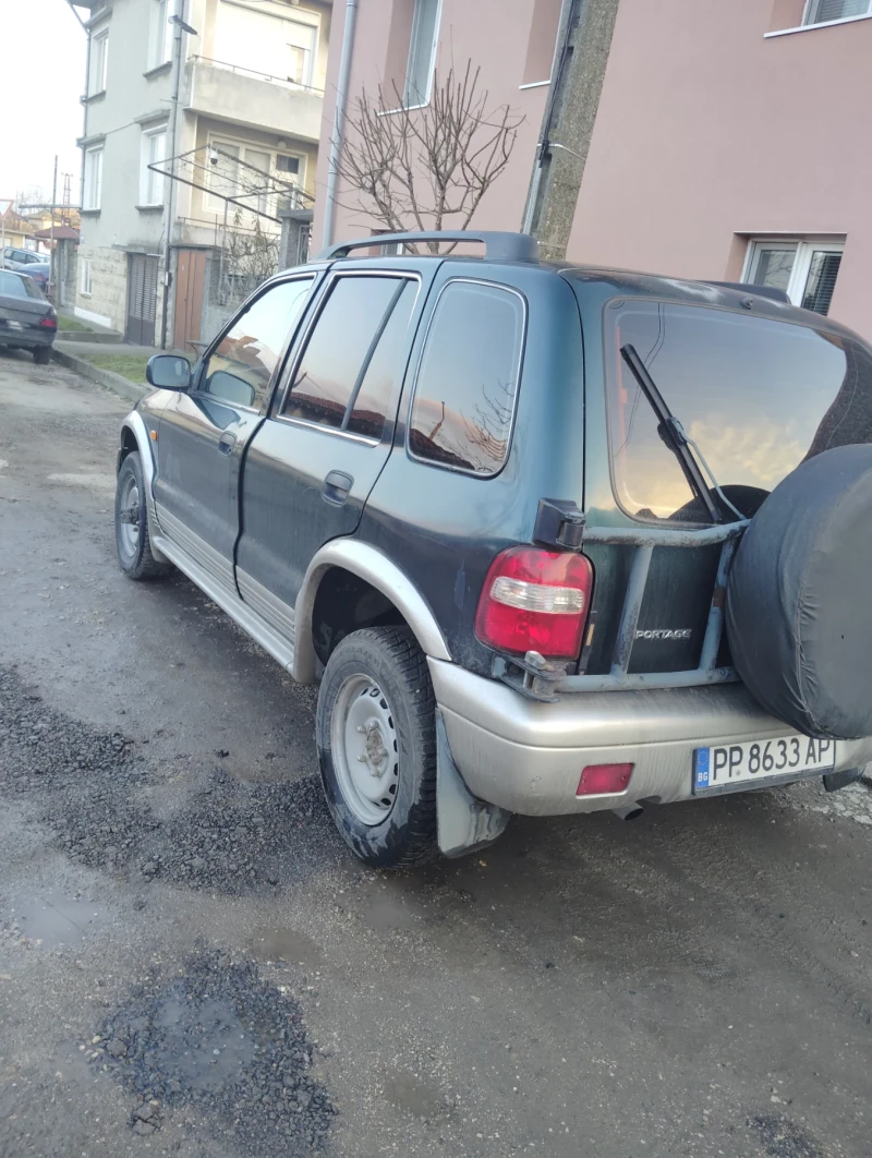 Kia Sportage, снимка 4 - Автомобили и джипове - 48966550