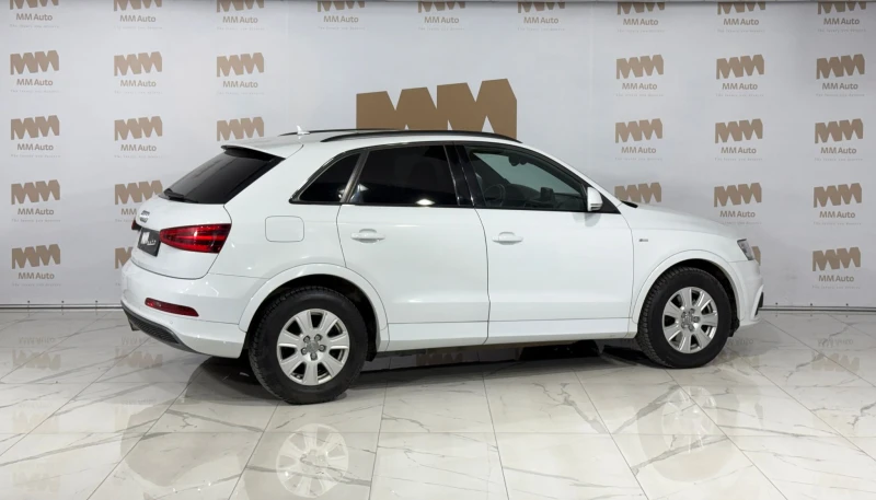 Audi Q3 Quattro* 2.0* Panorama* Подгрев, снимка 2 - Автомобили и джипове - 49546966