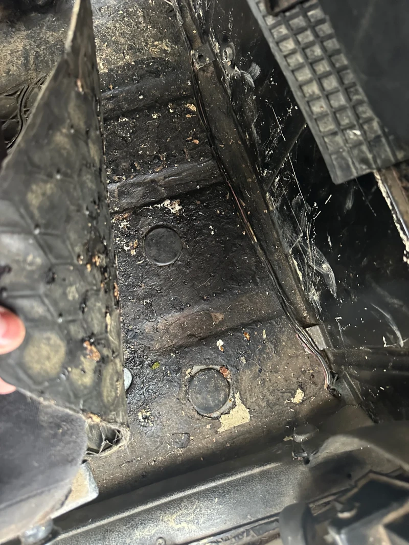 Lada Niva 1.7i, снимка 7 - Автомобили и джипове - 52539773