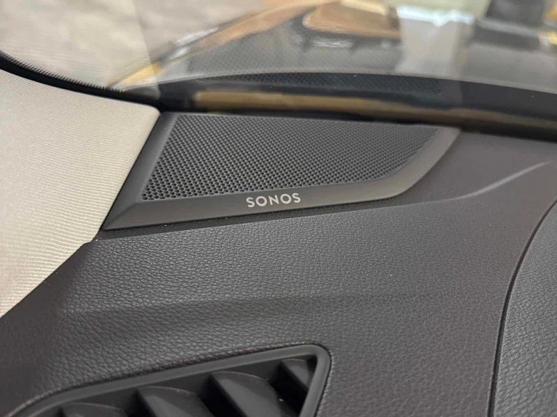 Audi Q3 * Technik * CARFAX * ЦЕНА ДО БГ, снимка 13 - Автомобили и джипове - 53305110