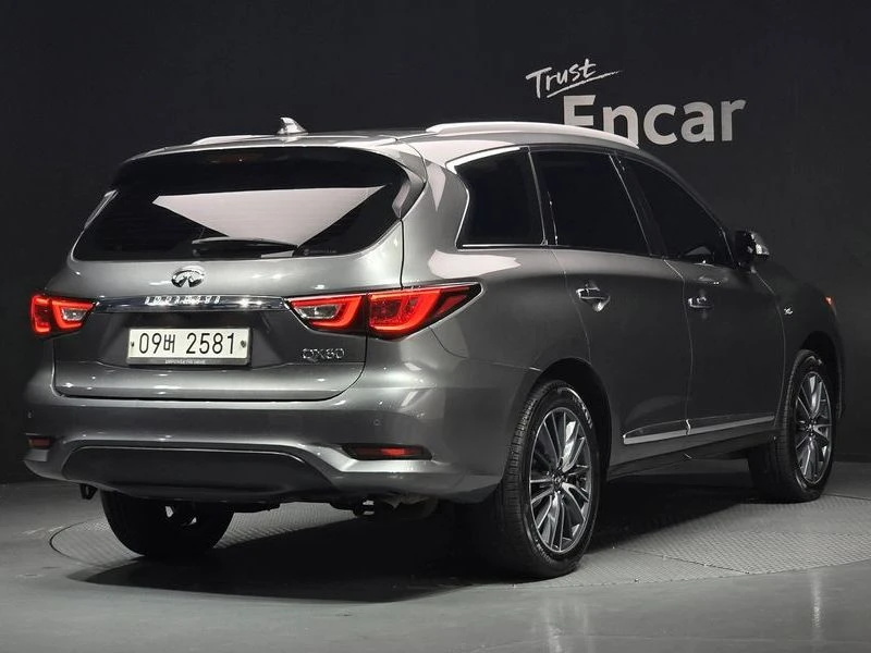 Infiniti QX60 3.5 Automatic, снимка 3 - Автомобили и джипове - 55597756