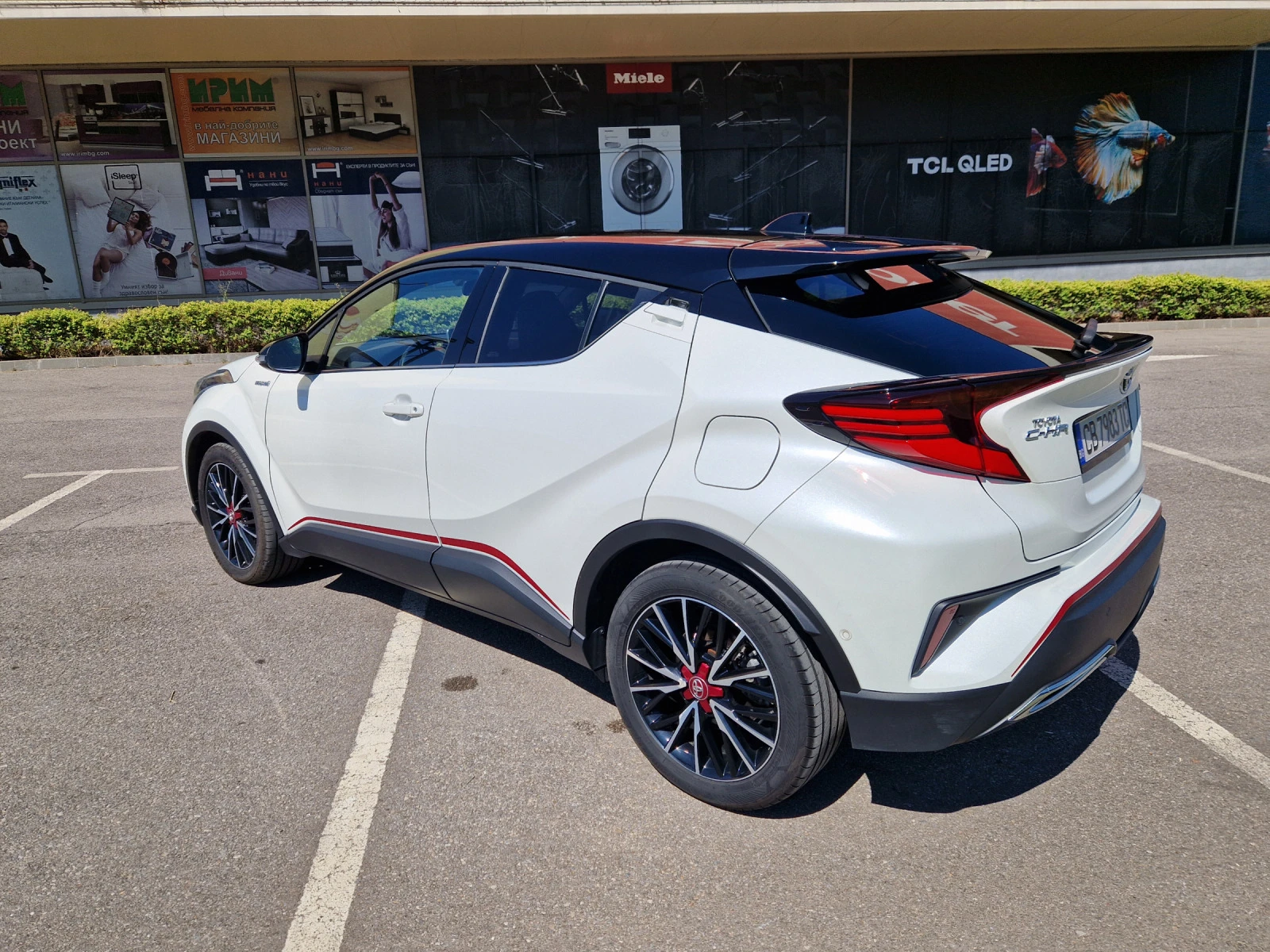 Toyota C-HR 2.0Hybrid/обслужен/гранция/ел.багажник/Full екстри - изображение 4