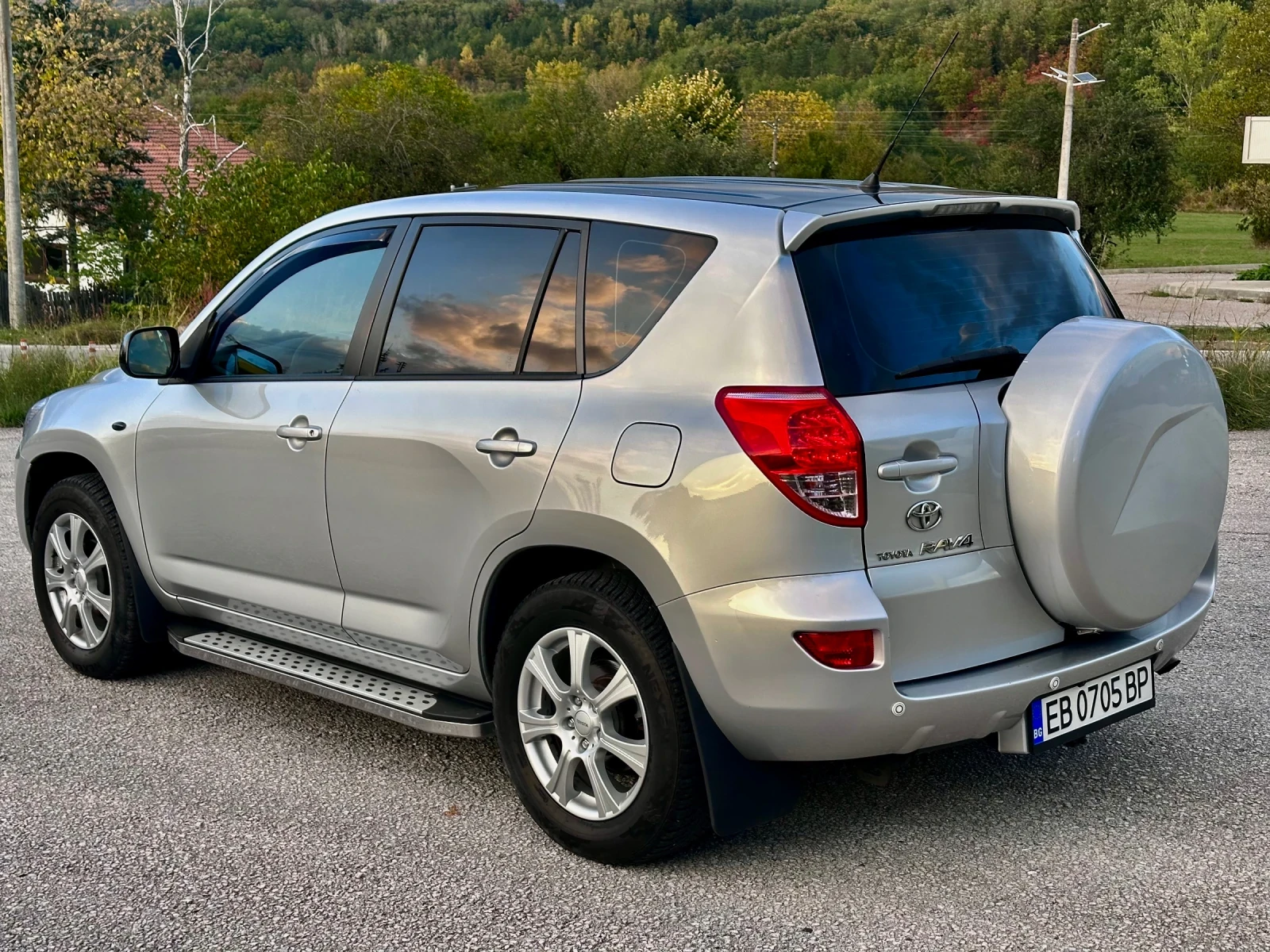 Toyota Rav4 2.0 VVT-i  АВТОМАТ ГАЗ 206 хил км УНИКАТ !!!!!! - изображение 6