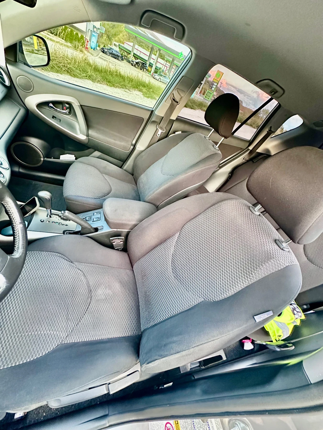 Toyota Rav4 2.0 VVT-i  АВТОМАТ ГАЗ 206 хил км УНИКАТ !!!!!! - изображение 10