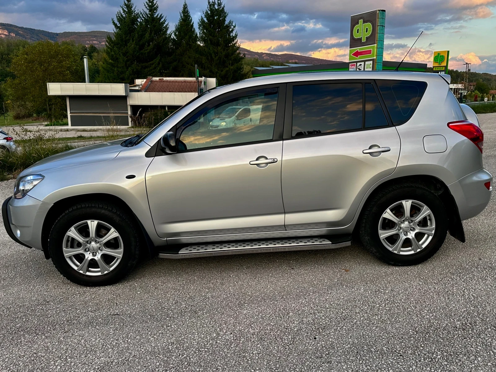 Toyota Rav4 2.0 VVT-i  АВТОМАТ ГАЗ 206 хил км УНИКАТ !!!!!! - изображение 5