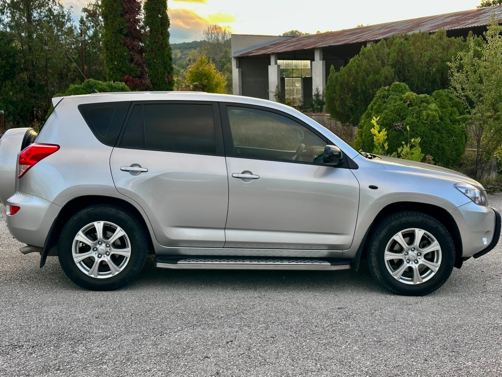 Toyota Rav4 2.0 VVT-i  АВТОМАТ ГАЗ 206 хил км УНИКАТ !!!!!! - изображение 9