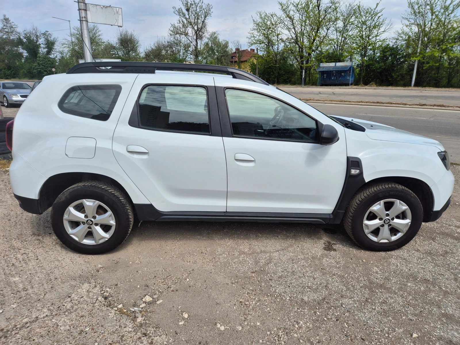 Dacia Duster 1.5DCI NAVI | Mobile.bg � ����������� 4