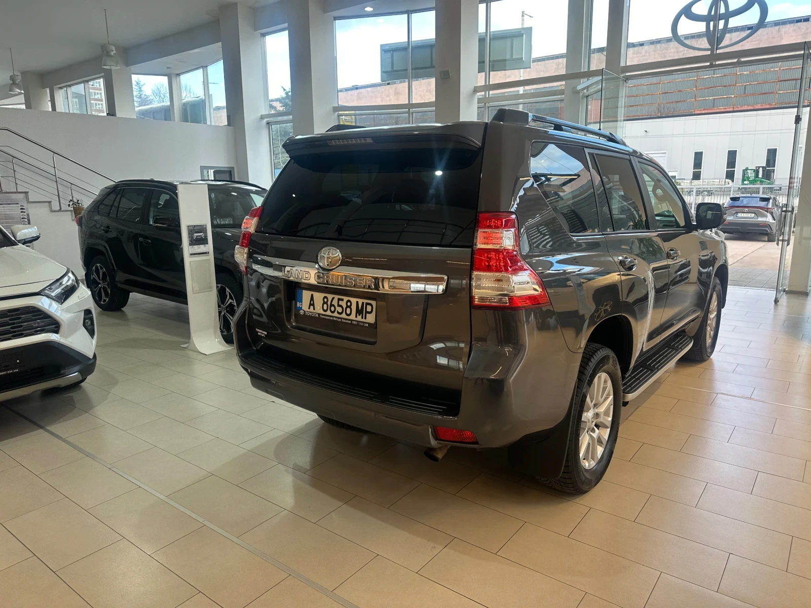 Toyota Land cruiser 3.0 D-4D  - изображение 5