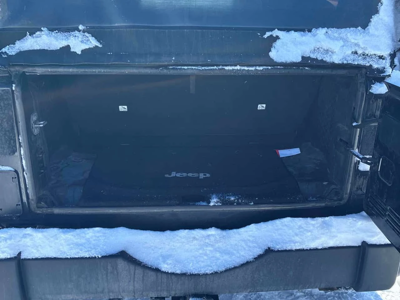 Jeep Wrangler Sport /CARFAX/BODY LIFT/ Soft top/ Auto/4�4/���� | Mobile.bg � ����������� 10