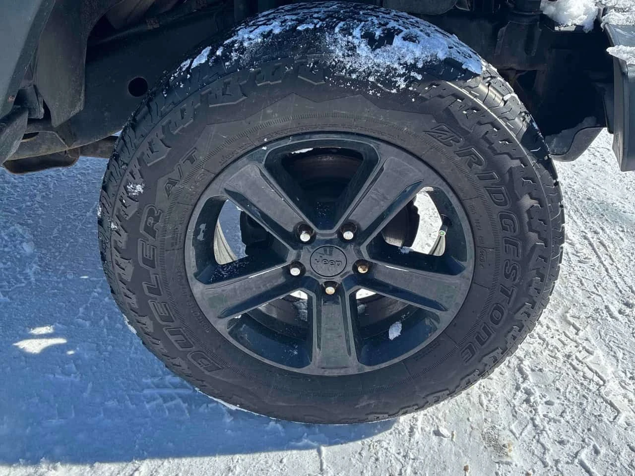 Jeep Wrangler Sport /CARFAX/BODY LIFT/ Soft top/ Auto/4�4/���� | Mobile.bg � ����������� 14