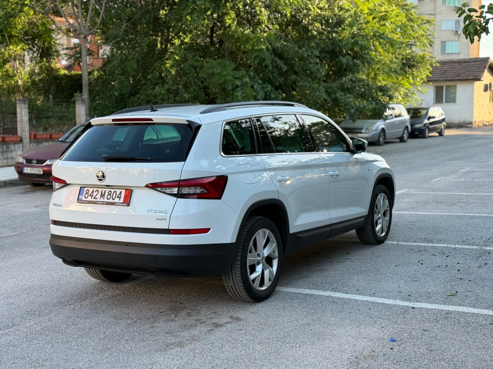 Skoda Kodiaq 2.0TDI 190hp 4x4 Кожа/Печка, снимка 4 - Автомобили и джипове - 54722509