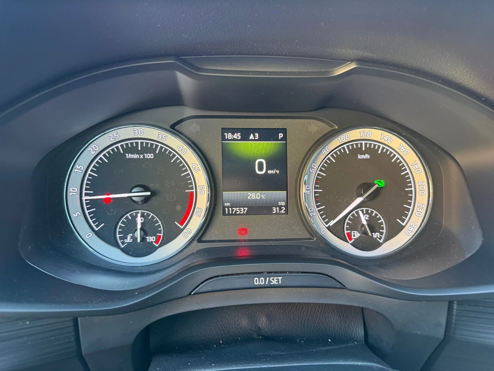 Skoda Kodiaq 2.0TDI 190hp 4x4 Кожа/Печка, снимка 10 - Автомобили и джипове - 54722509