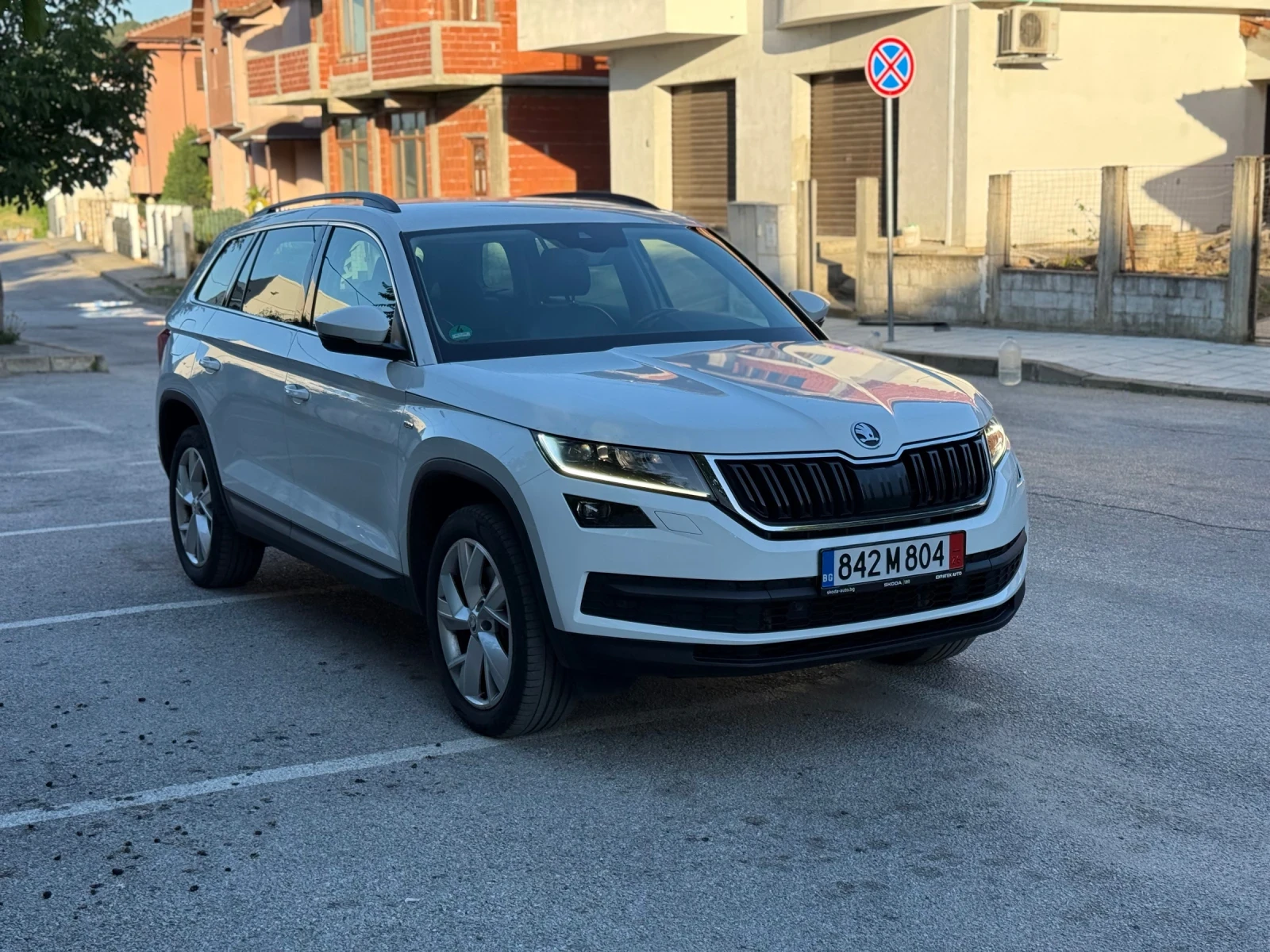 Skoda Kodiaq 2.0TDI 190hp 4x4 Кожа/Печка, снимка 3 - Автомобили и джипове - 54722509
