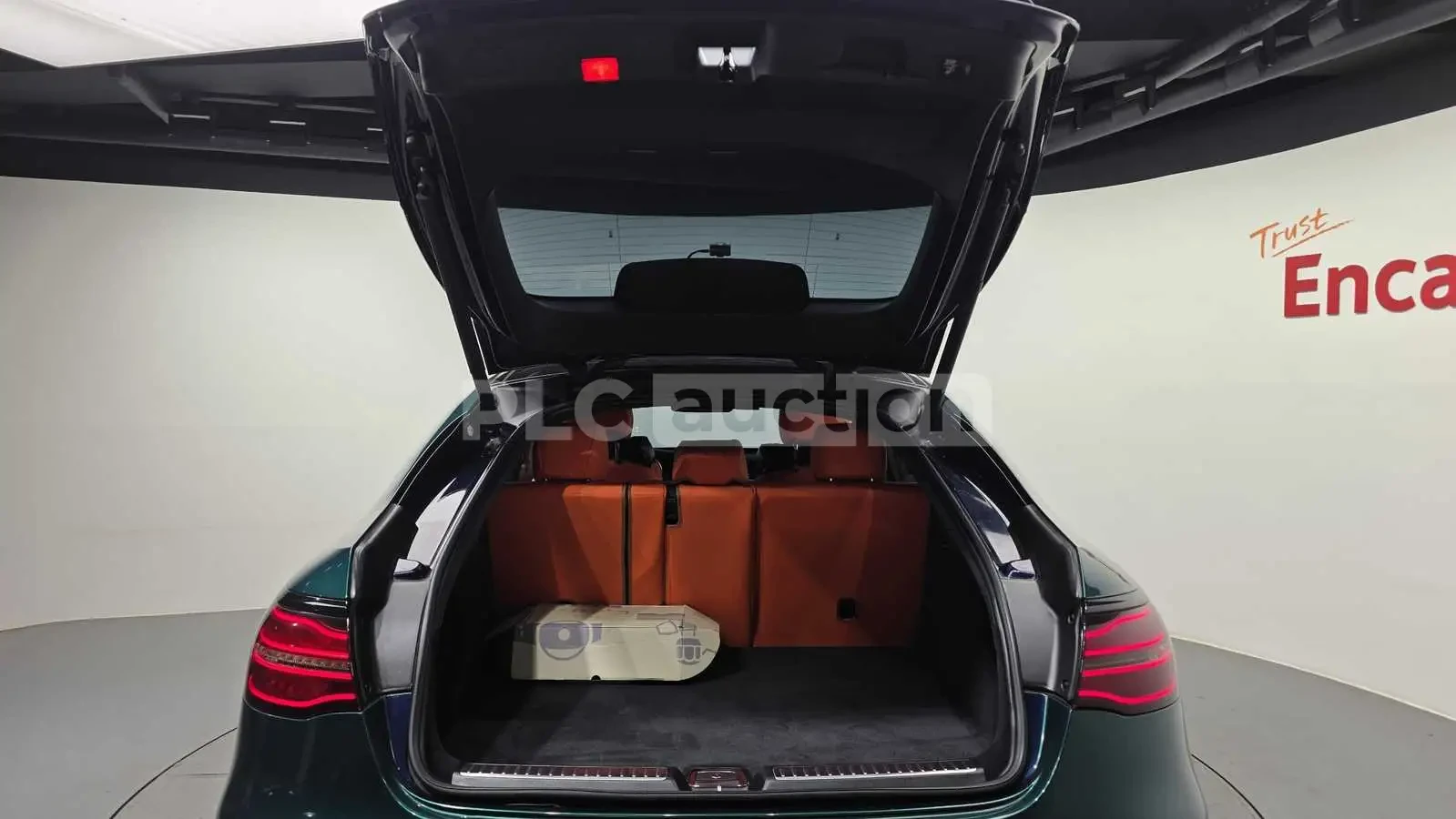 Mercedes-Benz GLC 63 AMG s Coupe| 360| BURMASTER| HUD| ВКЛ.ТЕХНОТЕСТ, снимка 15 - Автомобили и джипове - 54941763