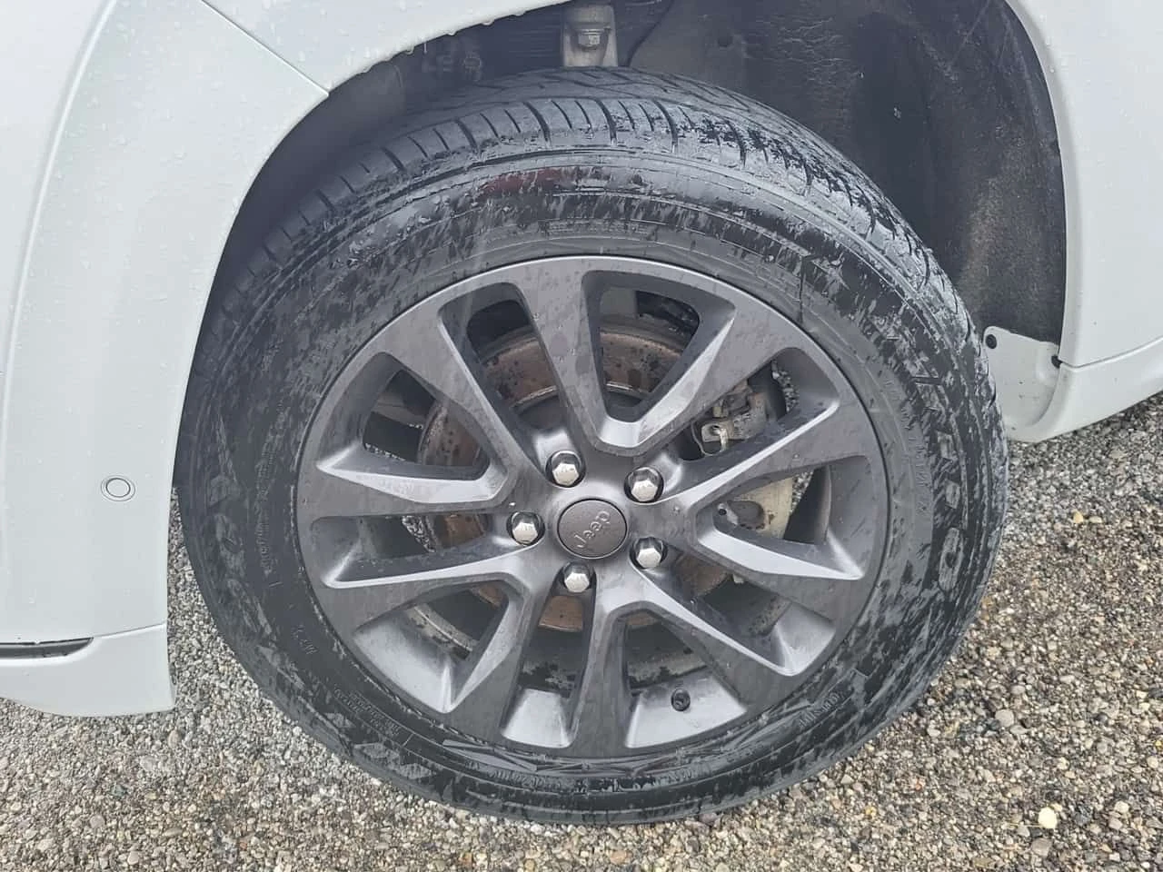 Jeep Grand cherokee 4x4 High Altitude/5.7/CARFAX/ФИНАНСИРАНЕ, снимка 5 - Автомобили и джипове - 54957431
