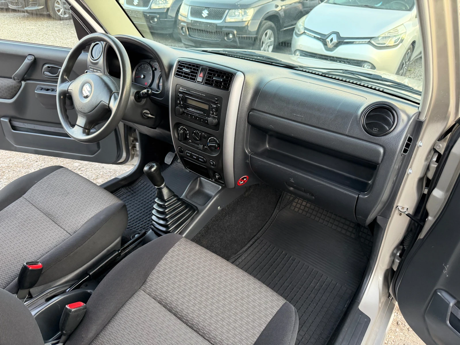 Suzuki Jimny 2009, снимка 14 - Автомобили и джипове - 55598397