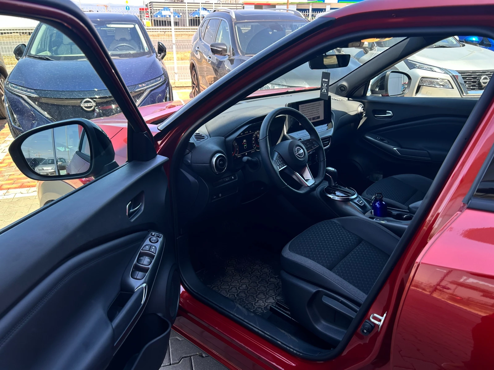 Nissan Juke 1.0 DIG-T N-Connecta 4x2 A/T, снимка 4 - Автомобили и джипове - 55610050