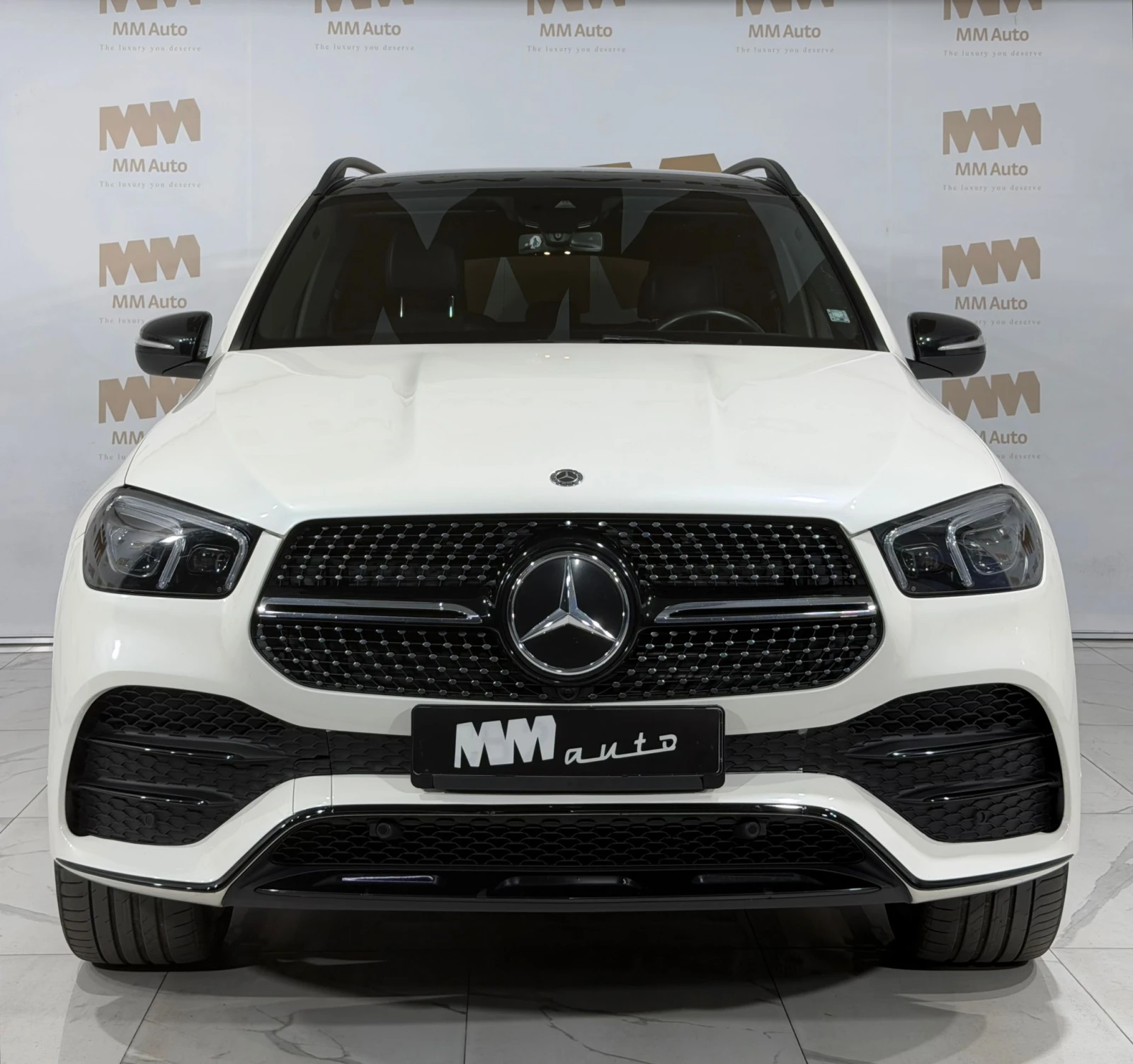 Mercedes-Benz GLE 350 d 4Matic* AMG* Burmester* Pano* Night, снимка 4 - Автомобили и джипове - 55958719