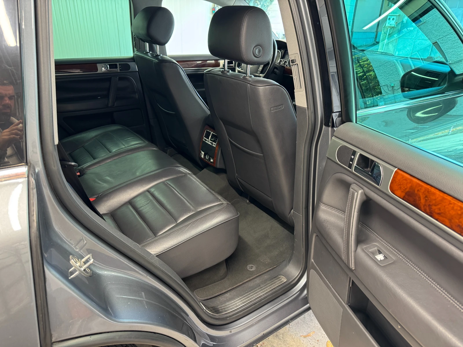 VW Touareg 4.2 V8, снимка 9 - Автомобили и джипове - 56596329