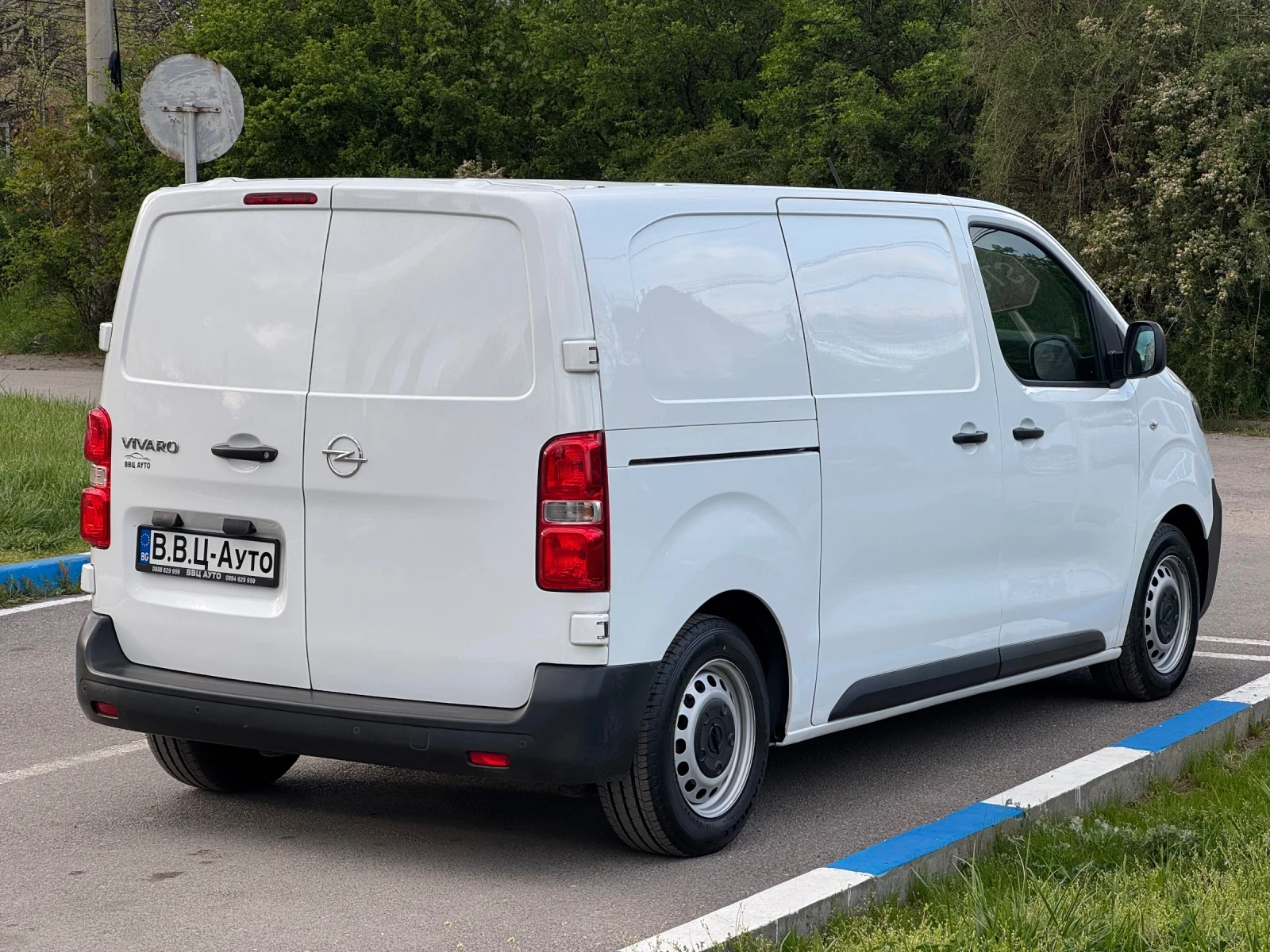 Opel Vivaro 2.0 * Автоматик* Хладилен*  - изображение 4