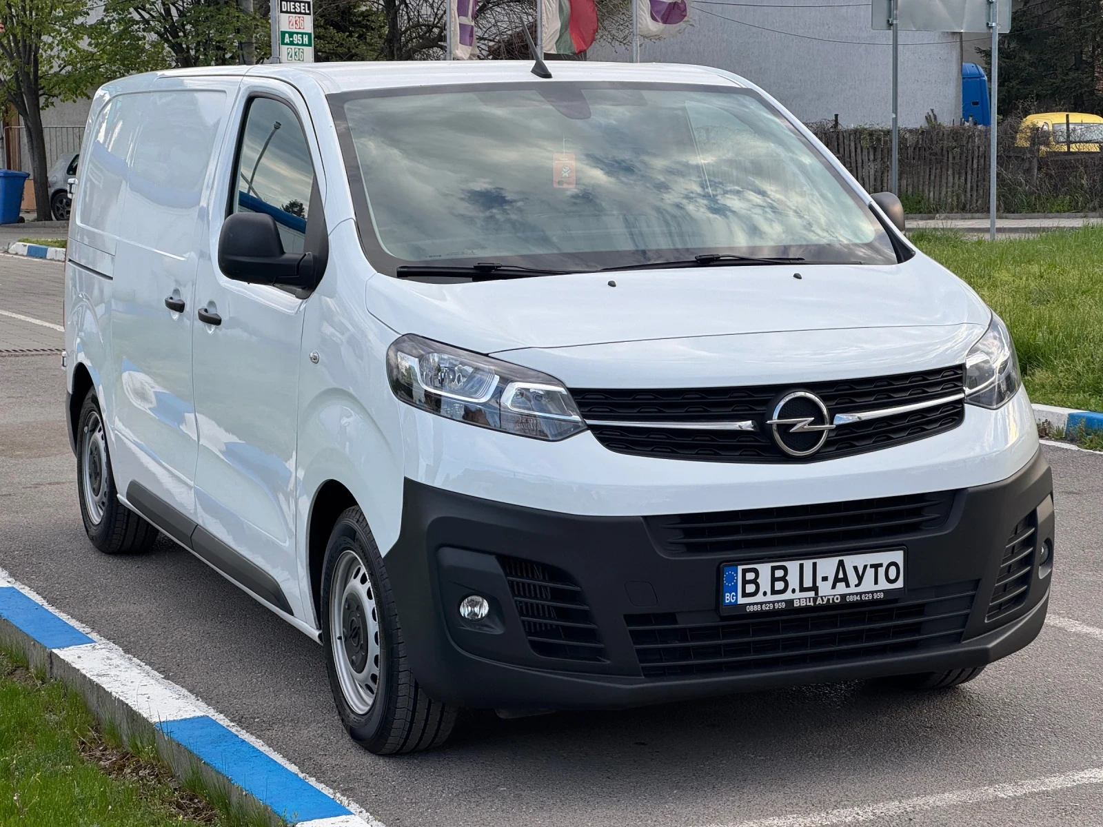 Opel Vivaro 2.0 * Автоматик* Хладилен*  - изображение 3