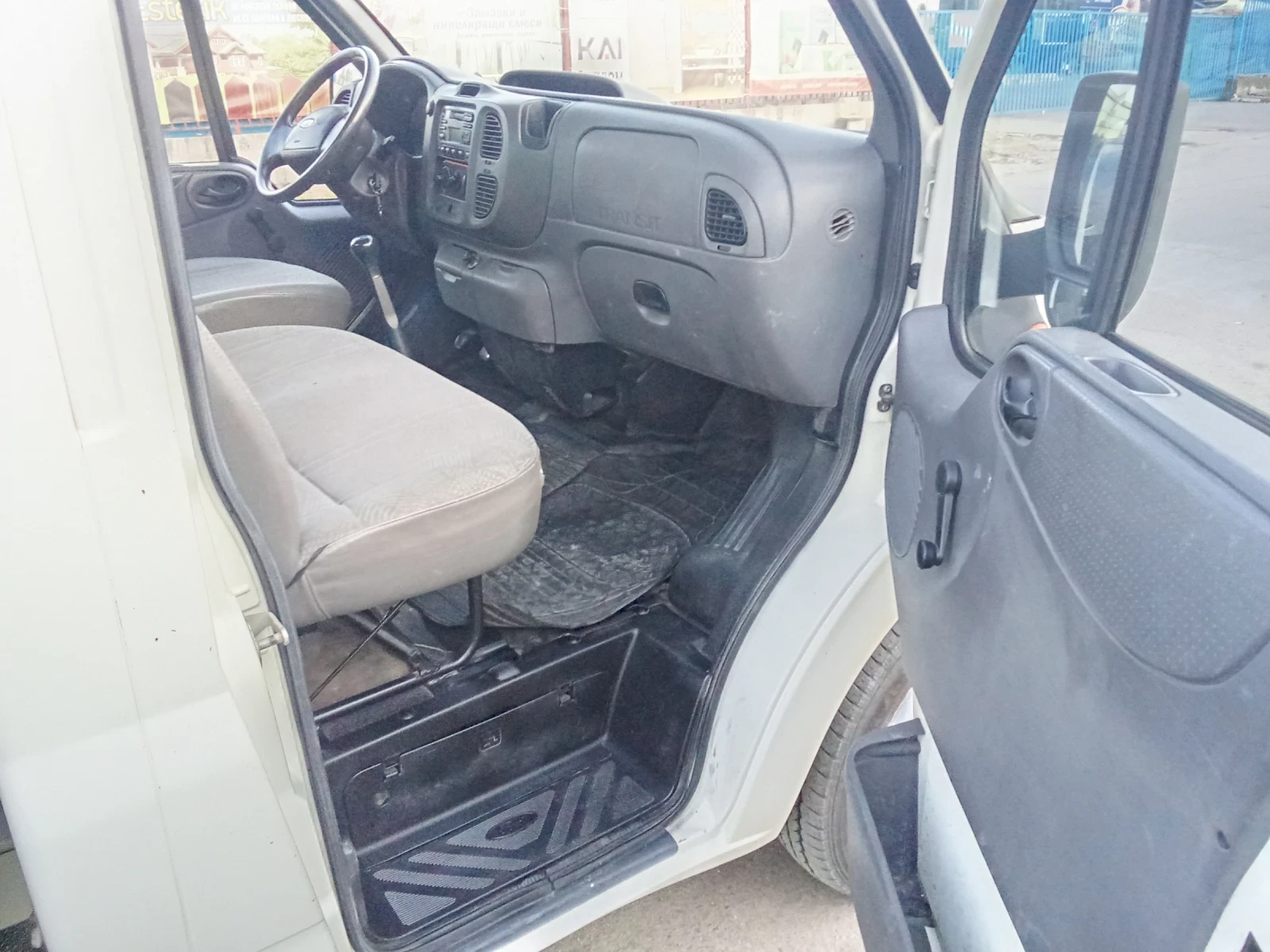 Ford Transit, снимка 6 - Бусове и автобуси - 53870807