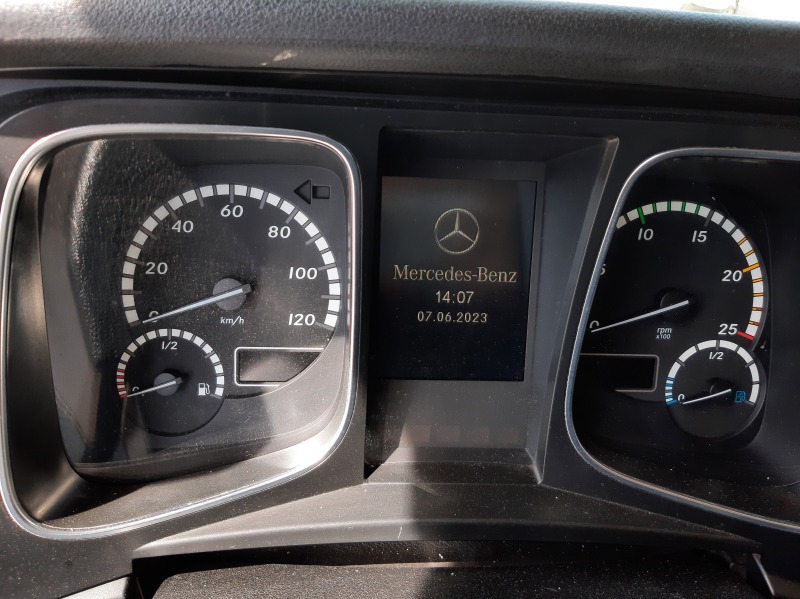 Mercedes-Benz Actros, снимка 7 - Камиони - 44931449