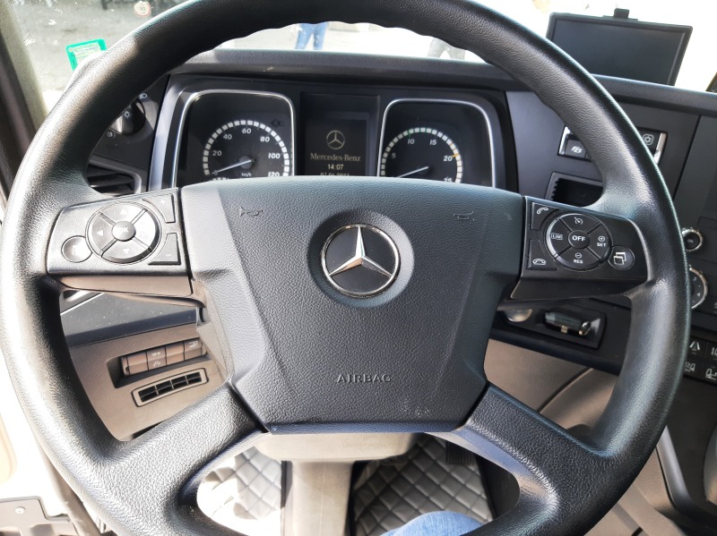 Mercedes-Benz Actros, снимка 8 - Камиони - 44931449