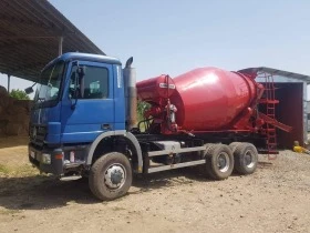       Mercedes Actros 2632