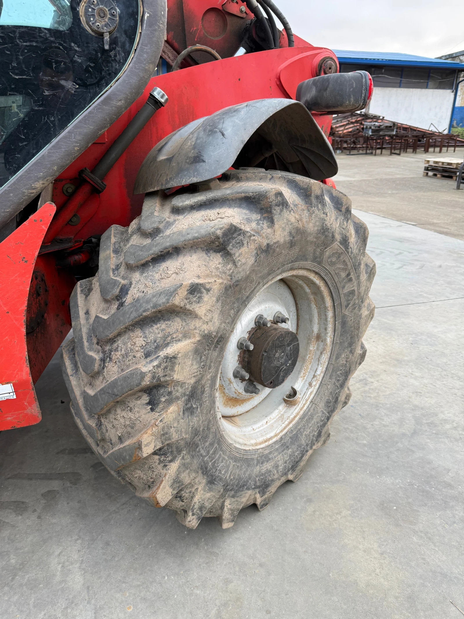 Челен товарач Manitou, снимка 9 - Индустриална техника - 56159859