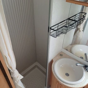 Кемпер Burstner А 530, снимка 12