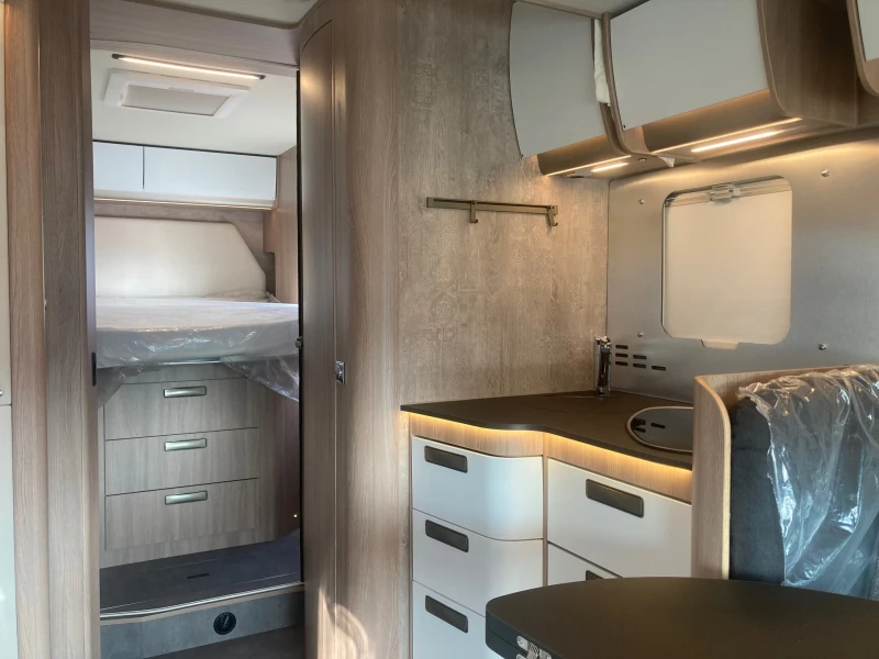 Кемпер Laika ECOVIP  L 4012 DS, снимка 15 - Каравани и кемпери - 52007647