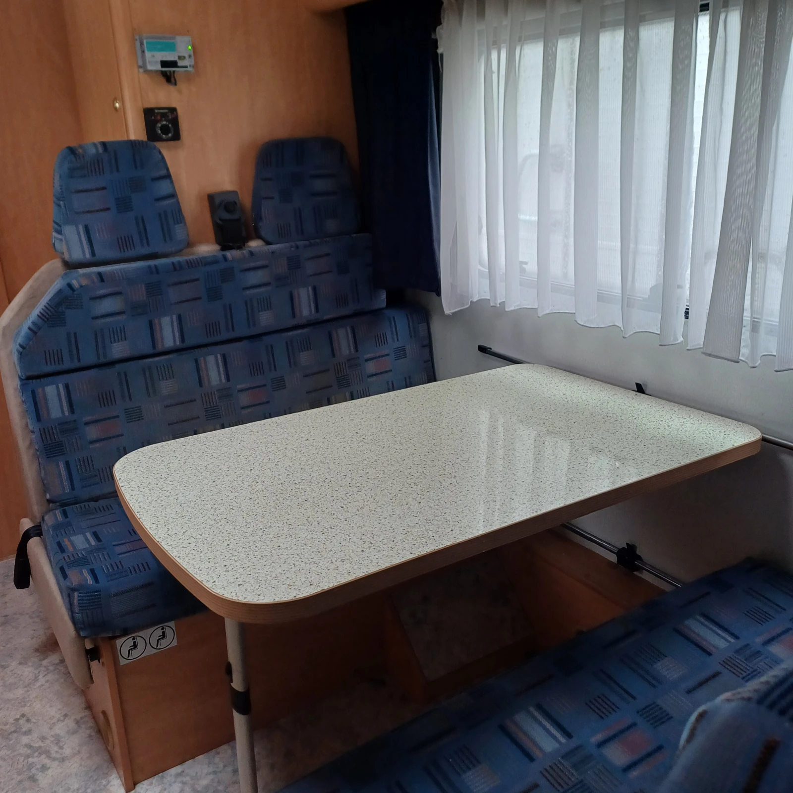 Кемпер Burstner А 530, снимка 9 - Каравани и кемпери - 54365198