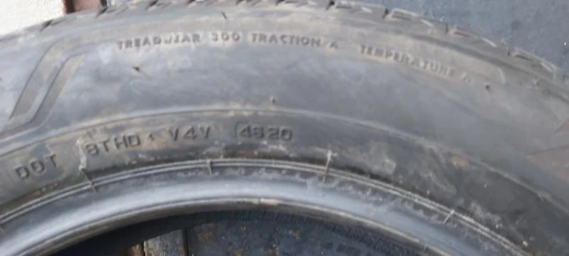 Гуми Летни 225/60R18, снимка 4 - Гуми и джанти - 33440628