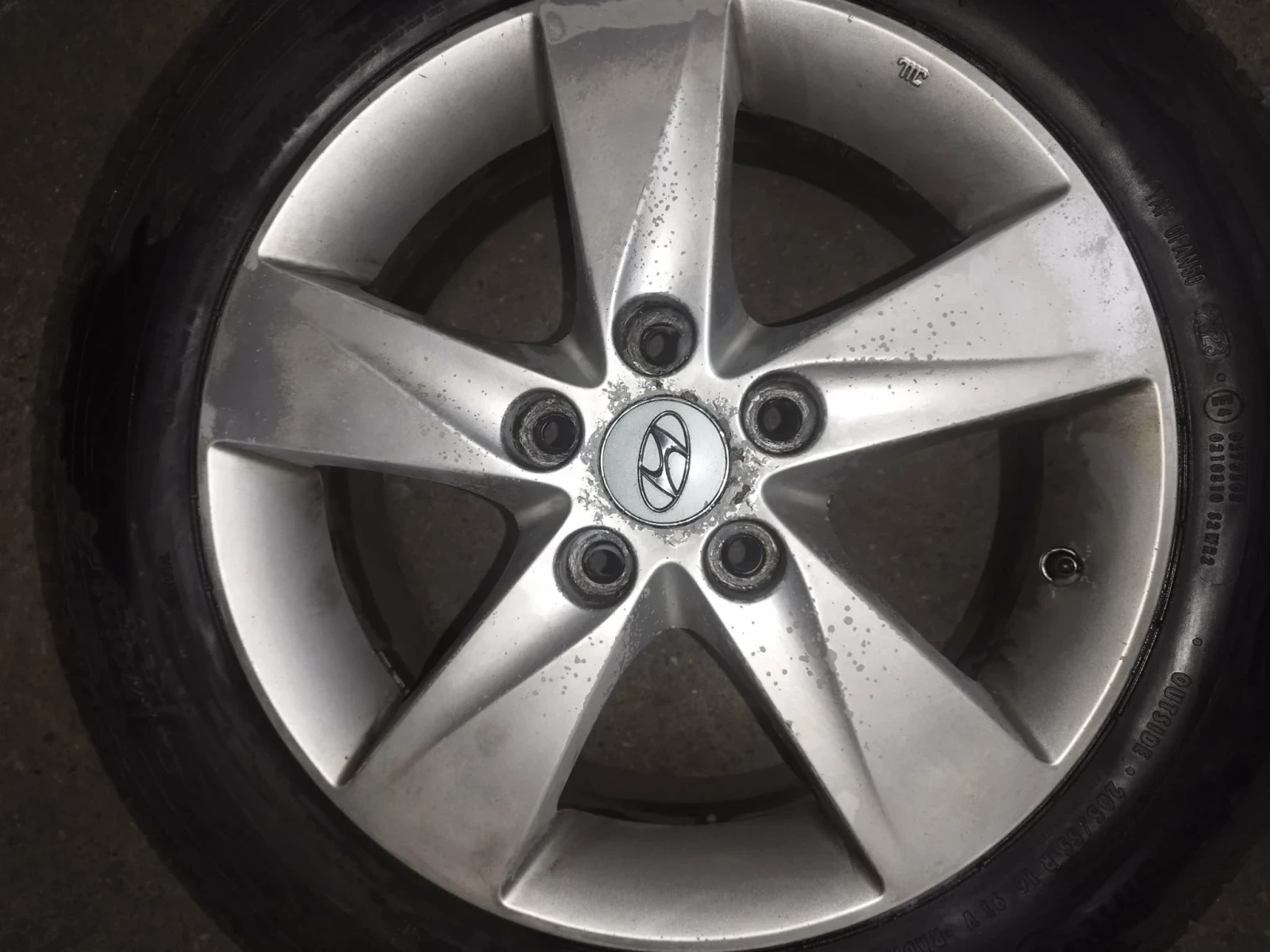 Гуми с джанти Други 205/55R16, снимка 3 - Гуми и джанти - 55106204