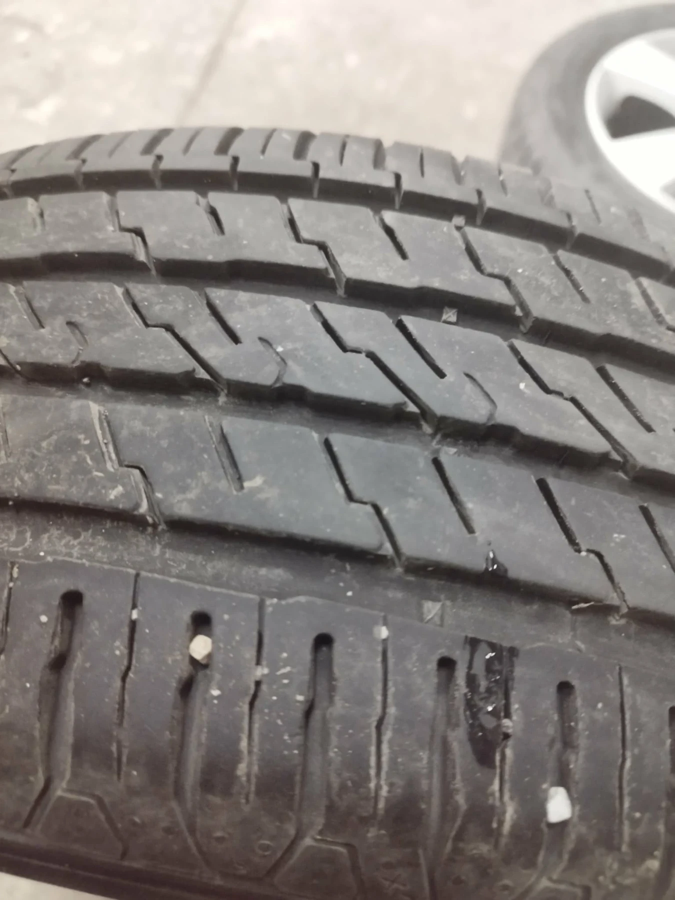 Гуми с джанти Други 205/55R16, снимка 6 - Гуми и джанти - 55106204