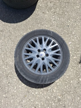 ����� �� �������� �� ���� � ������ 205/55R16 �� Volvo S40