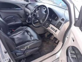 Mitsubishi Grandis 2.0 did, снимка 6
