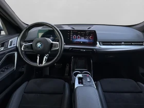BMW iX1 xDrive30 M-Sport 360 Keyless Pano Head Up H/K, снимка 8