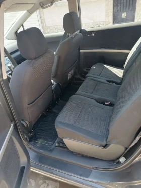 Toyota Corolla Версо, снимка 4