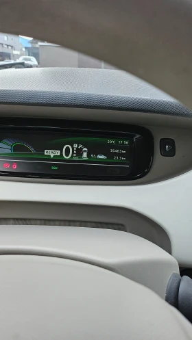 Renault Zoe R240 / 22kW / Carplay / Собствена батерия, снимка 13