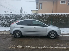 Ford Focus 1.6.Газ- инж- Гаражен , снимка 9