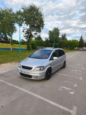 ������ Opel Zafira