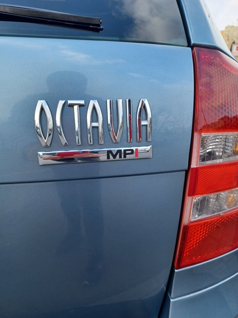 Skoda Octavia Комби, снимка 13 - Автомобили и джипове - 44935747