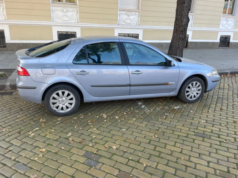 Renault Laguna 1.8 16V, снимка 3 - Автомобили и джипове - 47727169