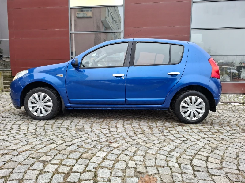 Dacia Sandero 1.2i-75к.с.ОТЛИЧНА!, снимка 2 - Автомобили и джипове - 48218032