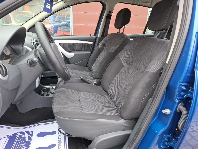 Dacia Sandero 1.2i-75к.с.ОТЛИЧНА!, снимка 9 - Автомобили и джипове - 48218032