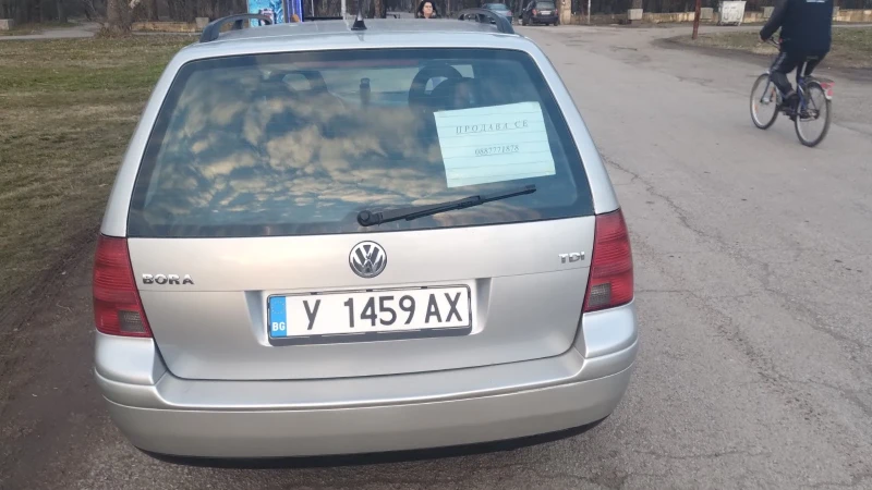 VW Bora Комби , снимка 7 - Автомобили и джипове - 48804490