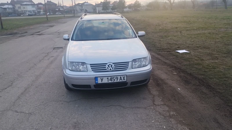 VW Bora Комби , снимка 13 - Автомобили и джипове - 48804490