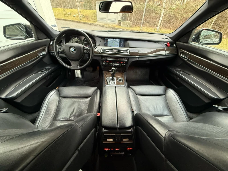 BMW 750 i / XDRIVE / РЕГИСТРИРАН, снимка 11 - Автомобили и джипове - 48814968